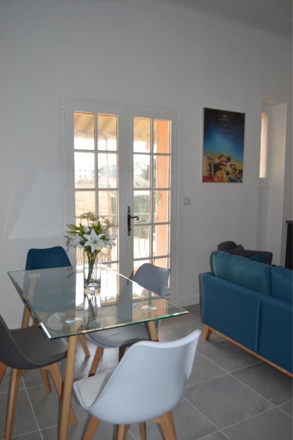 Villa A Golfe Juan Валорис Екстериор снимка